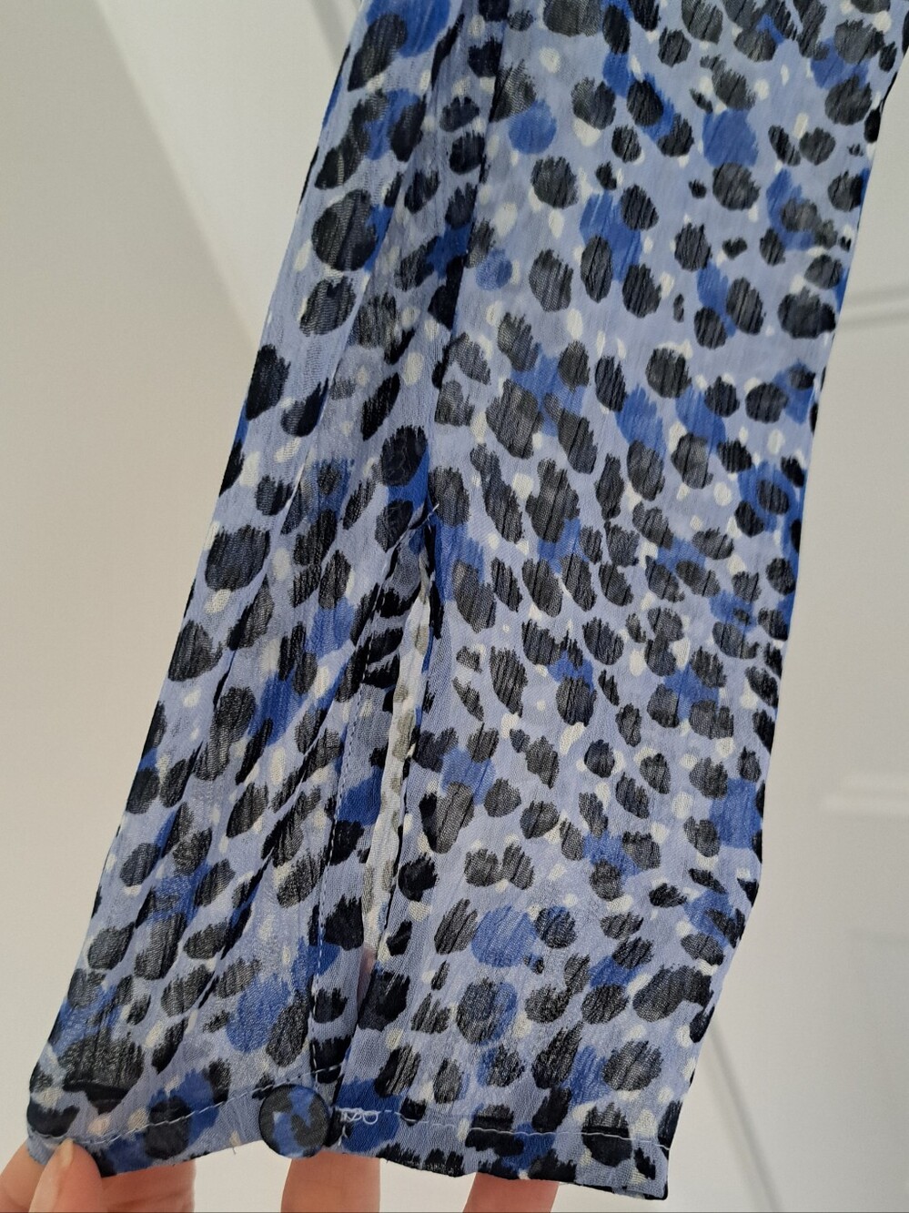 Express Blue Blouse - Picture 3 of 4